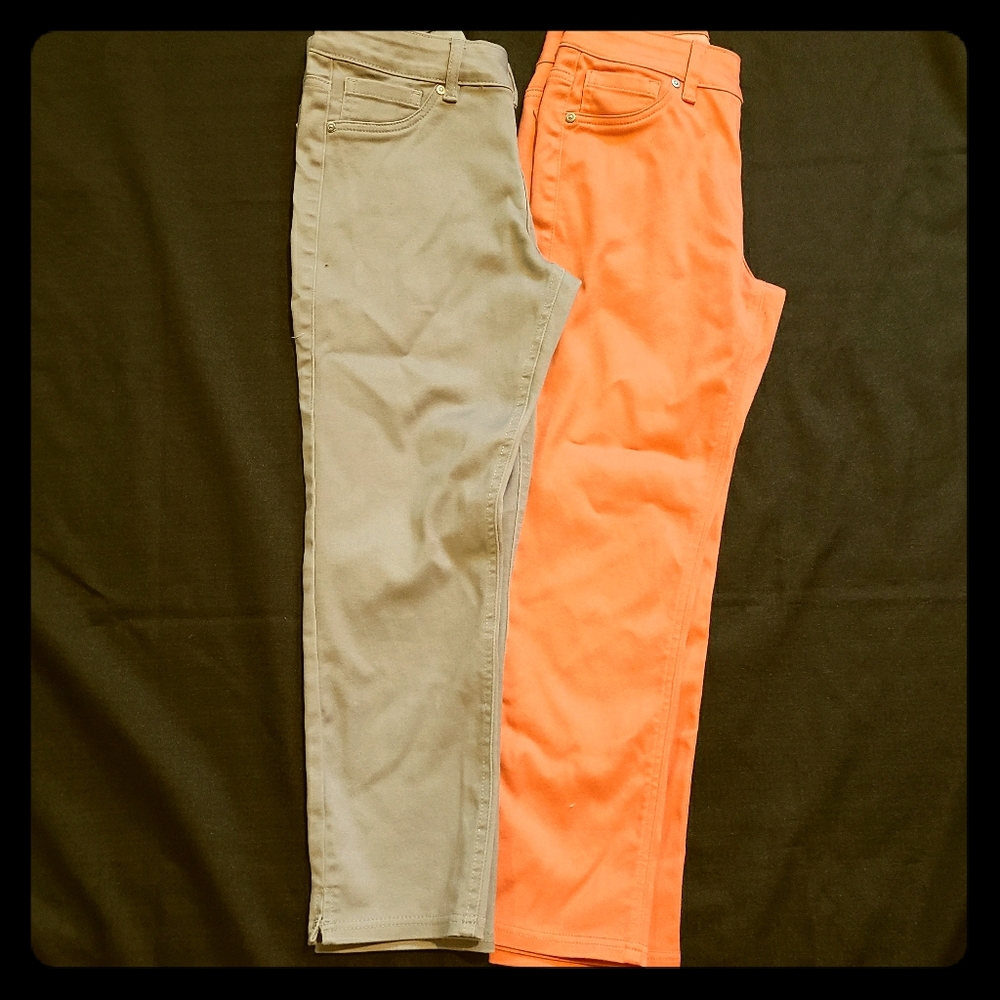 🟣 2x Pairs of Capris